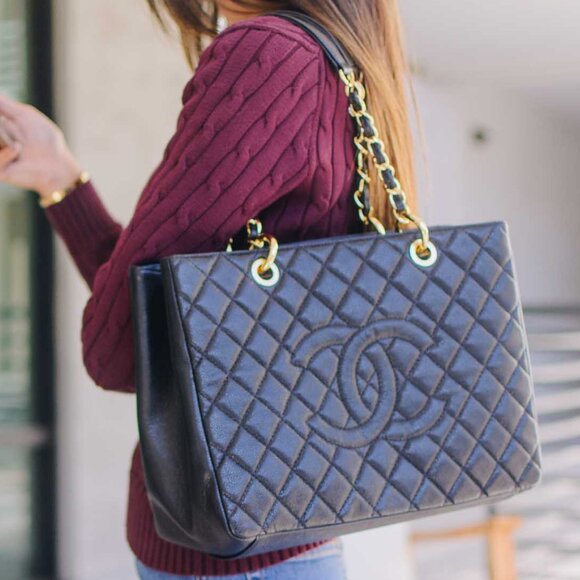 Chanel GST Caviar Grand Shopping Tote Quilted Shoulder Bag Black Chain Purse - Picture 1 of 16